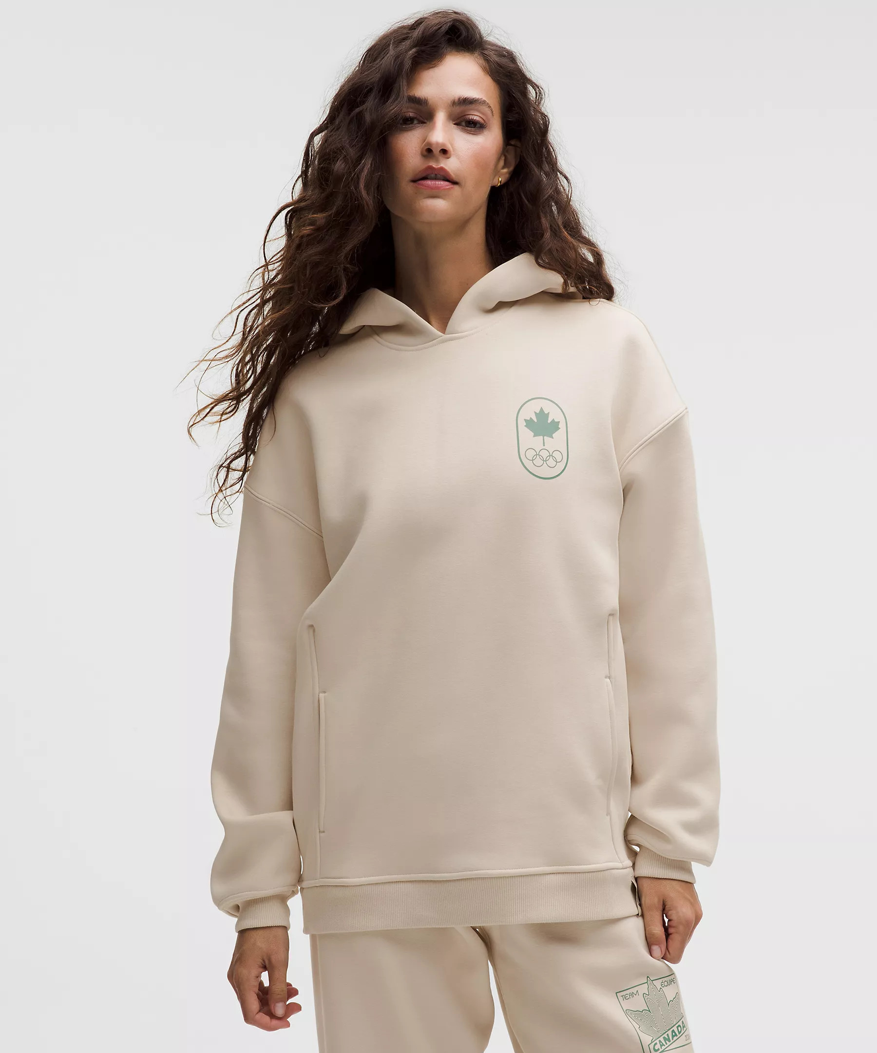 Team Canada Womens Big Cozy Oversized Hoodie | lululemon (CA)