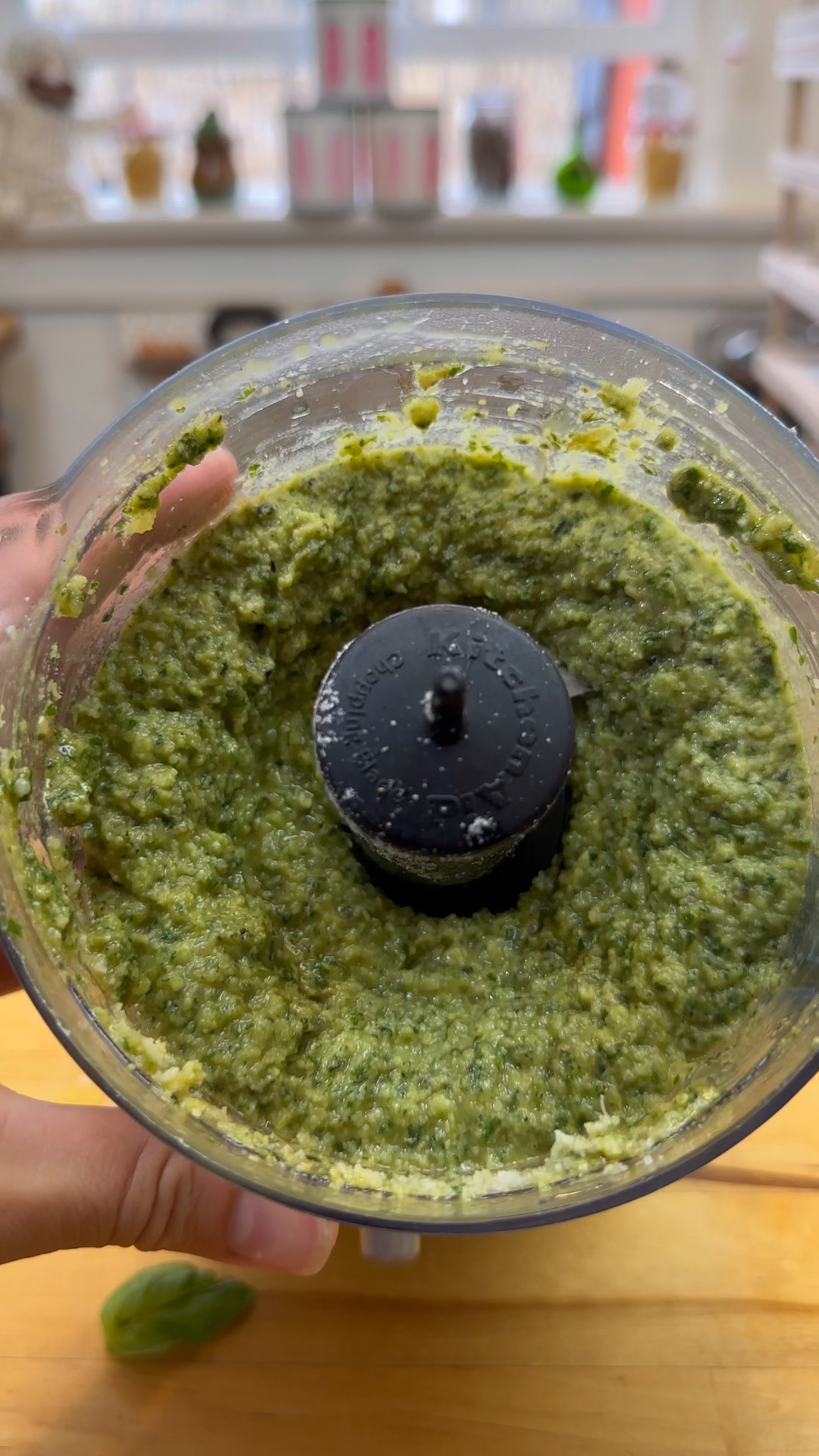 Making pesto in a food processor! #pesto

#LTKSaleAlert #LTKHome #LTKVideo