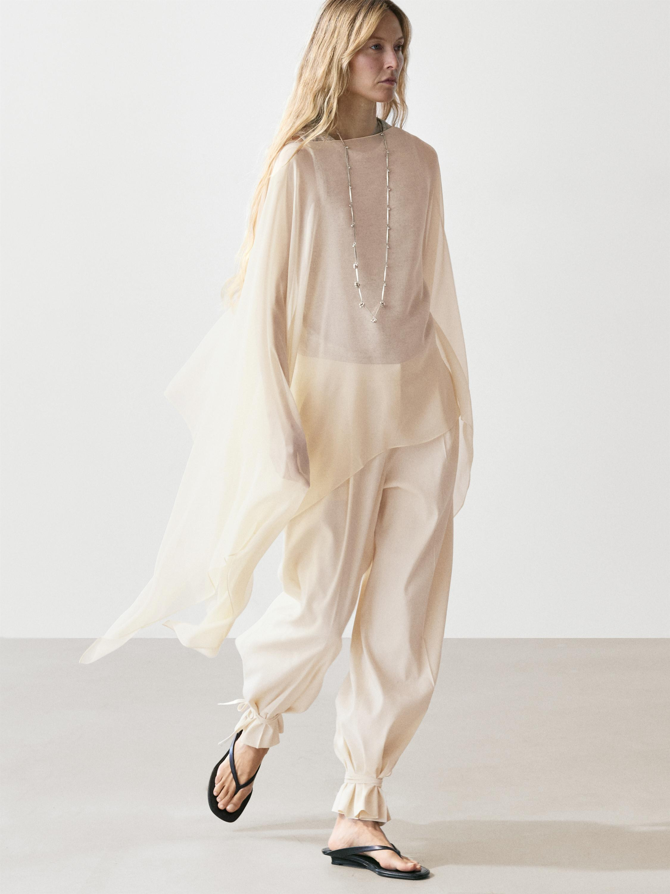 Cape asymmetrischer Schnitt Seide | Massimo Dutti DE