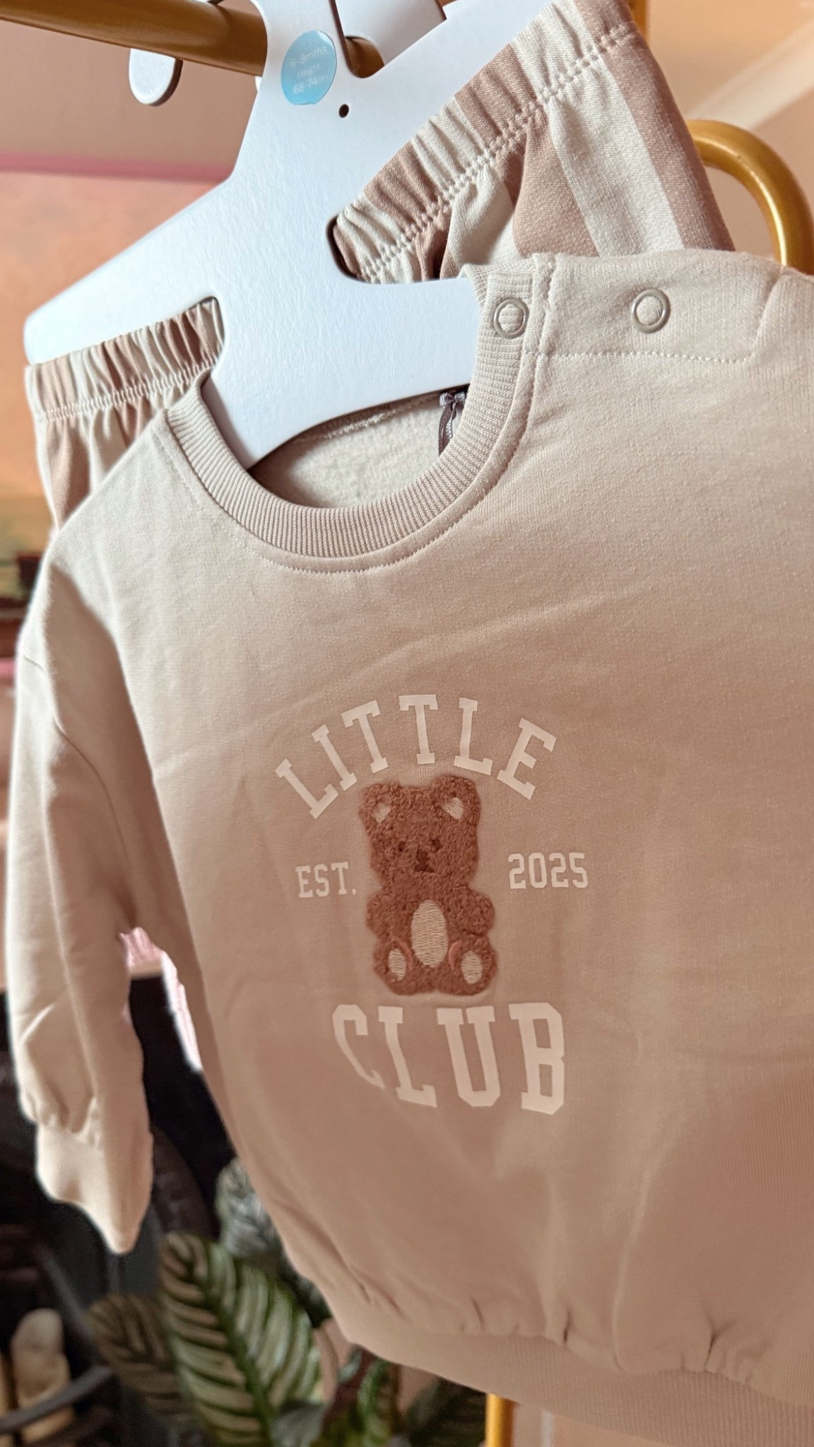 Bear club! Cutest jumper and brown striped trousers 🧸

#LTKkids #LTKfamily #LTKbaby