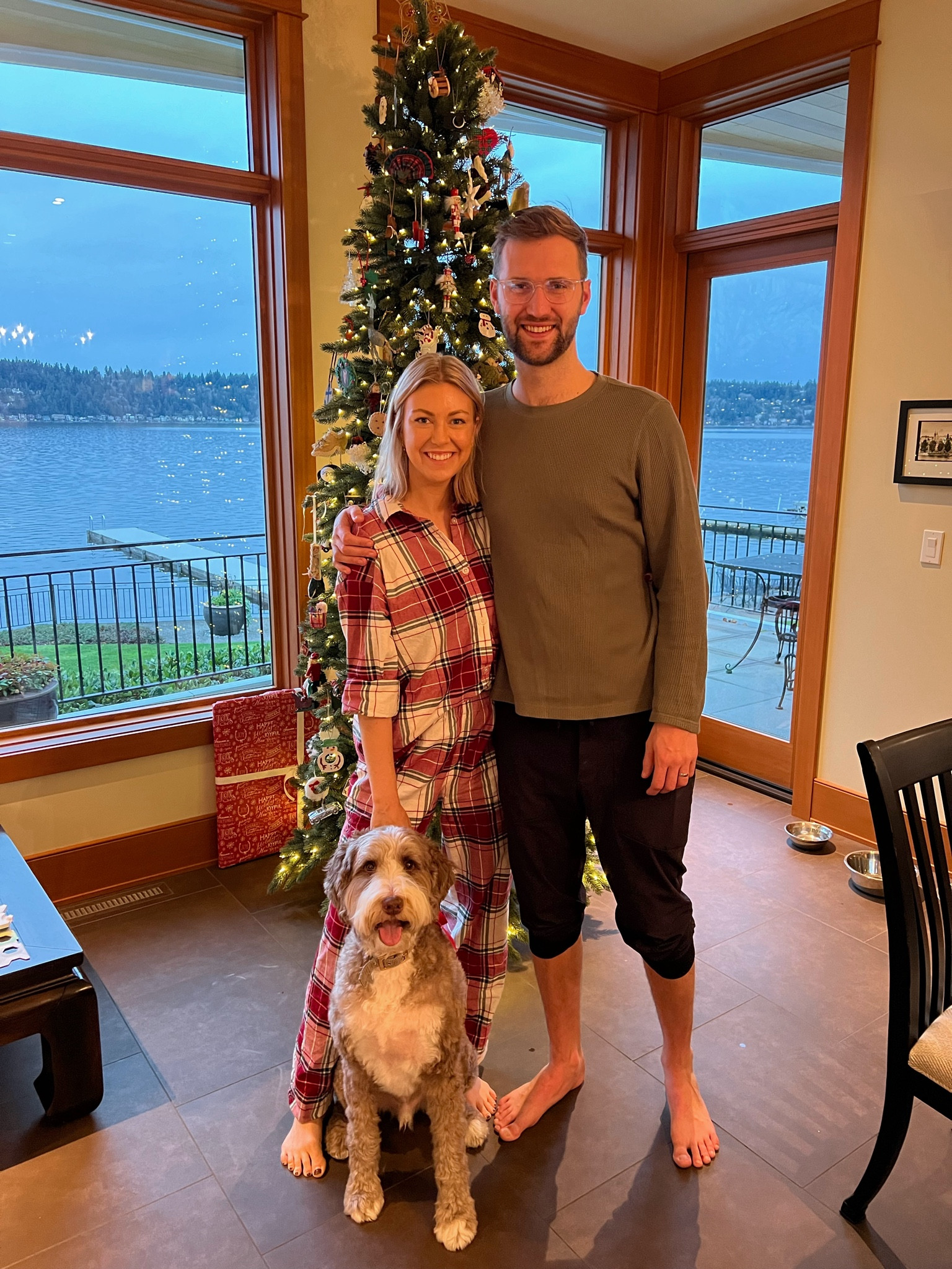 Merry Christmas!! Wearing the cutest H&M Christmas pajamas! Sold out but linked a few similar styles 

#LTKHoliday #LTKfindsunder100