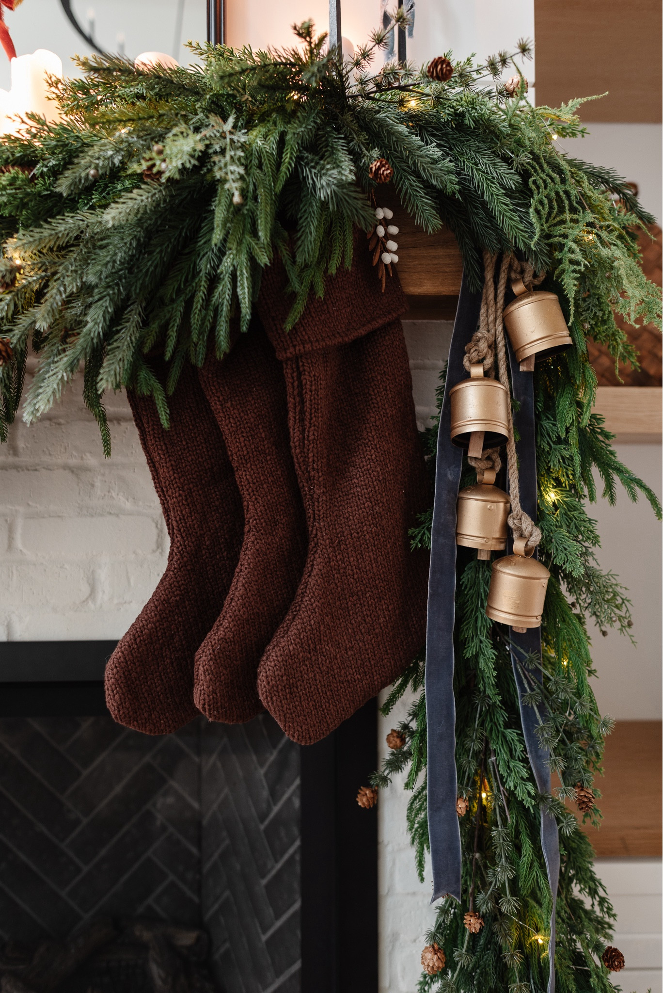 Shopper holiday mantle! Get free shipping when you spend $150 at McGee and Co. 

Christmas, holiday, stocking, mantle, garland, bells, ribbon, studio, McGee

#LTKFindsUnder50 #LTKHoliday #LTKHome