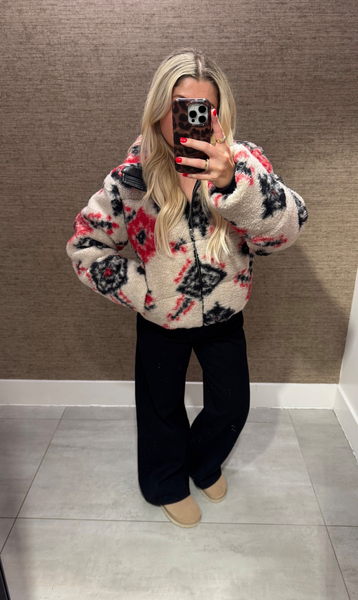 Abercrombie outfit on sale
Small jacket 
Wide leg jeans 27
Uggs tts
Gift idea 

#LTKFindsUnder100 #LTKootd #LTKSaleAlert