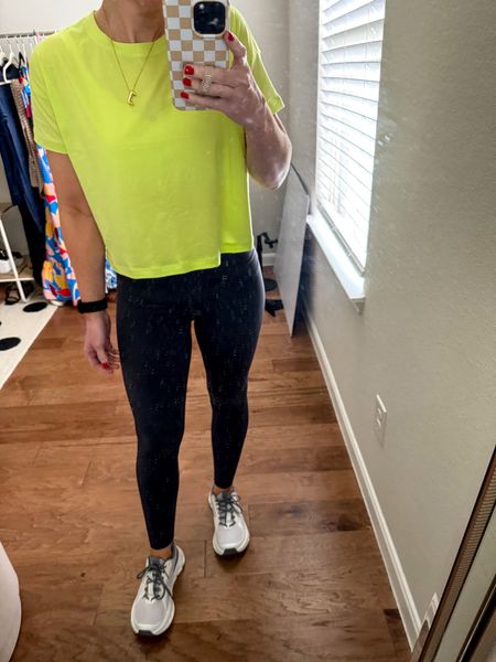 Cropped top - size small and comes in lots of colors - true to size 

Leggings XS 

Initial necklace 


#ltkfitness 

#LTKFitness #LTKActive #LTKShoeCrush