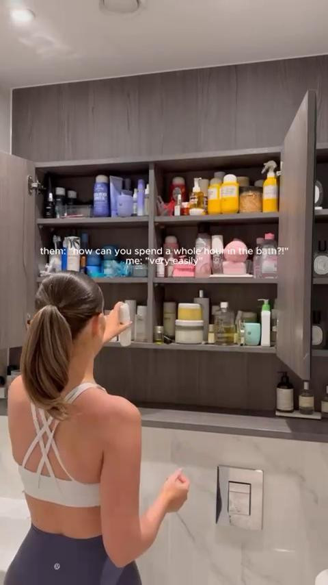 Bath time routine 🧖🏼‍♀️🫧

Night routine, relaxation, self care, body care, wind down, pamper, spa, body wash, body scrub, serum, moisturiser 

#LTKbeauty #LTKuk #LTKspring