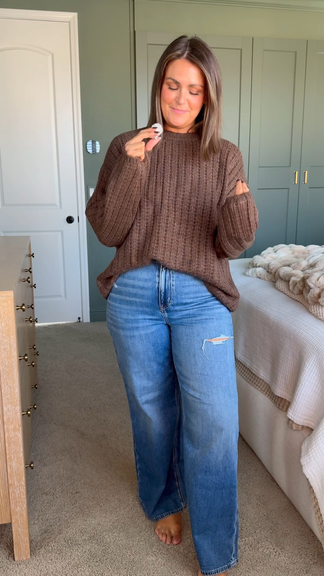 American Eagle sale code AEFALL30 ✨always a good time for basics!! I’m 5’8 and did a 12Long in all denim 
Large tank
Medium jacket (size down at least 1)
Medium brown sweater (size down for sure)
Large half zip (could have done done medium but I like the cozy oversized fit)

@American Eagle Outfitters   #aepartner #aejeans

#LTKSaleAlert #LTKgrwm #LTKMidsize