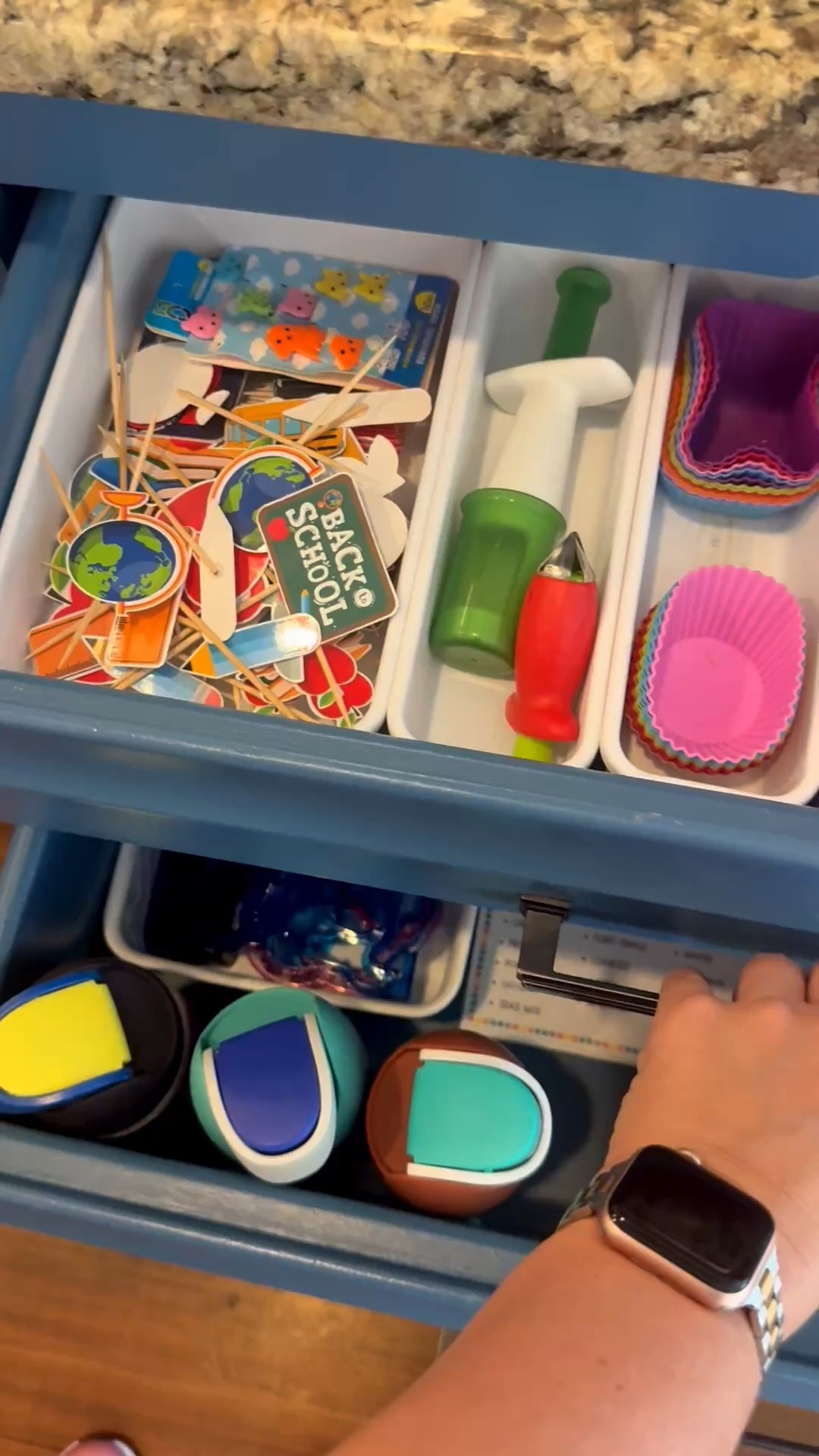 School lunch packing station ✅