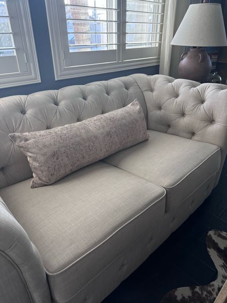 This Loloi + Amber Lewis Lumbar Pillow pairs perfectly with our Chesterfield linen sofa from Amazon!

lamp | decorative accents | pillows | sofa | loveseat | terracotta lamp | pottery urn lamp

#LTKFamily #LTKFindsUnder100 #LTKHome