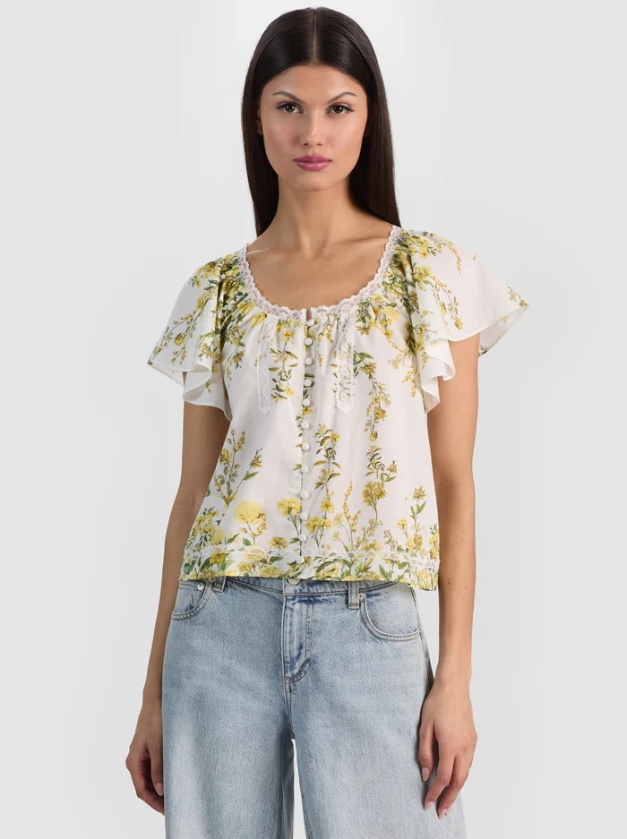 ODETTE FLUTTER SLEEVE TOP | Alice + Olivia