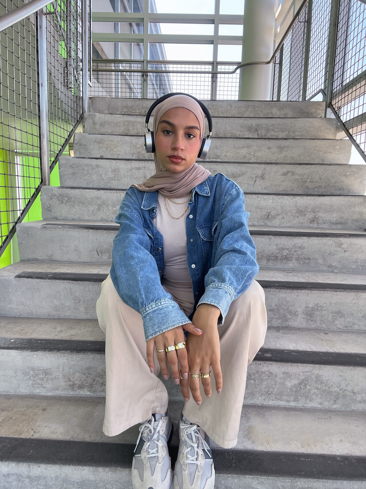 Denim on beige 🦋

#LTKshoecrush #LTKbeauty #LTKSeasonal