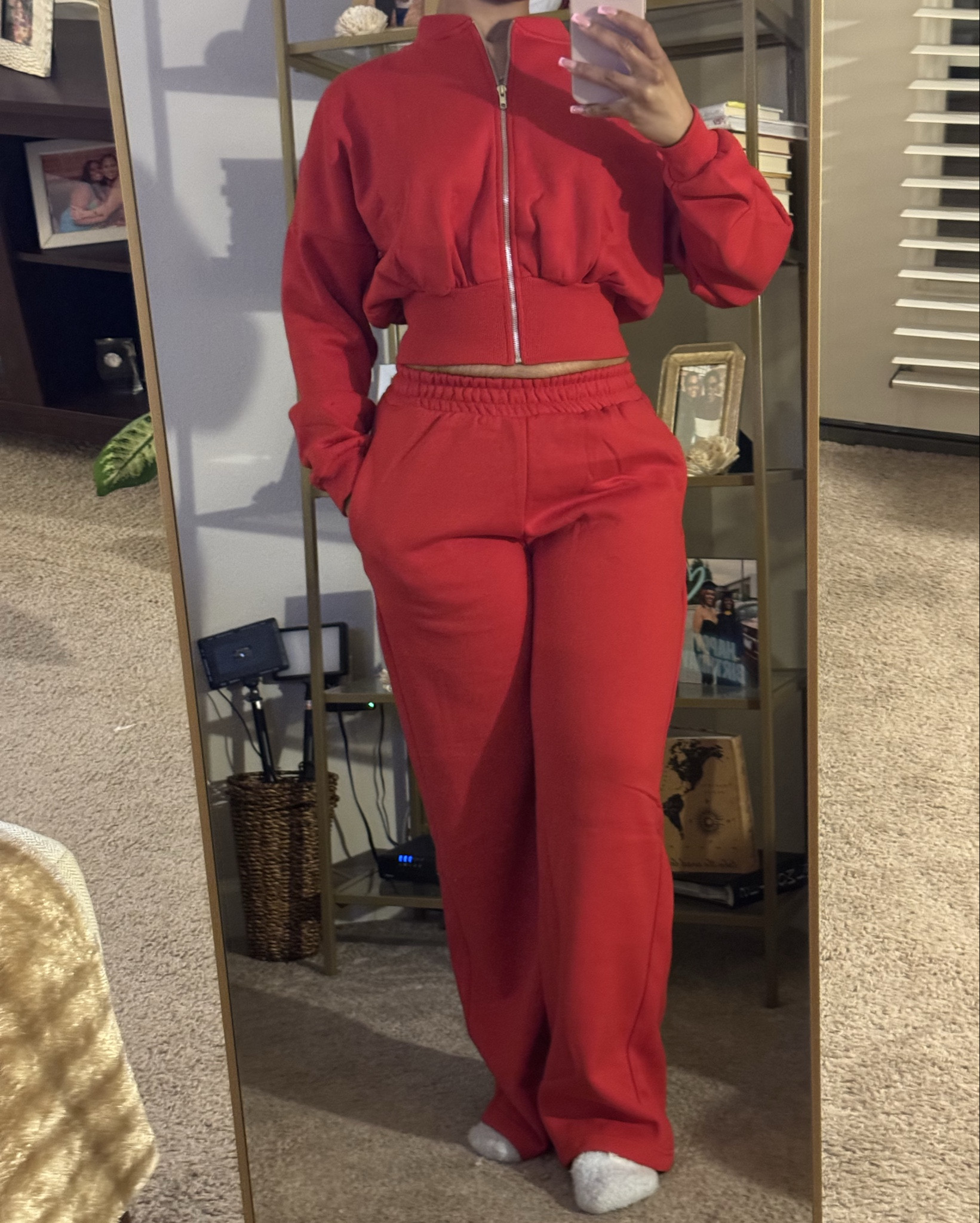 Elevated luxury? Lounge set? Airport fit? Need to run errands? Want to be comfy yet still sexy?! Yup, you NEED this set! 😍

#LTKMostLoved #LTKFindsUnder50 #LTKSaleAlert