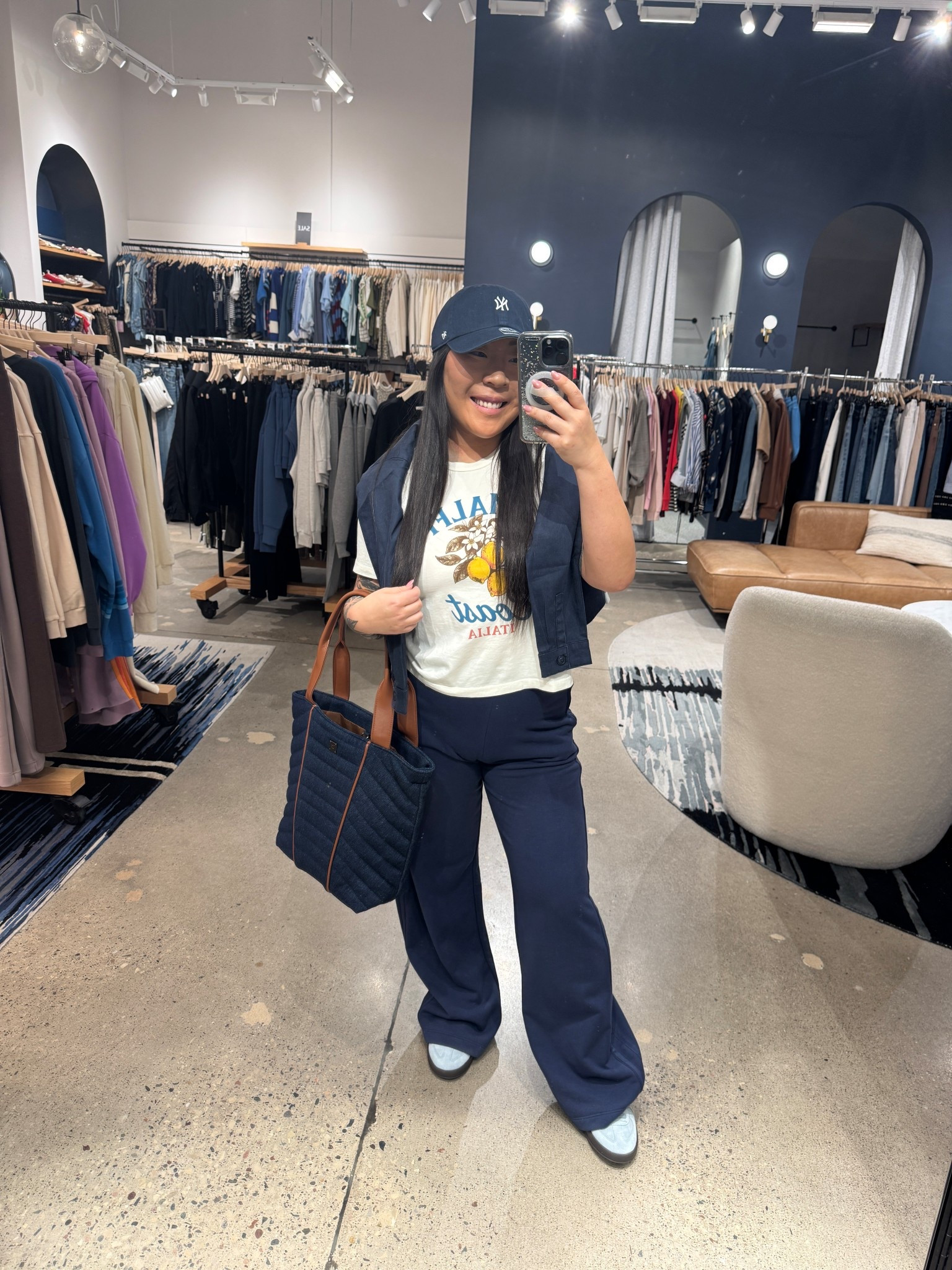 Cute and comfy travel fit!✨✈️

#LTKActive #LTKTravel #LTKootd