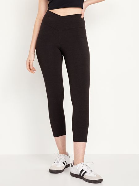 Extra High-Waisted PowerChill 7/8 Leggings | Old Navy (US)