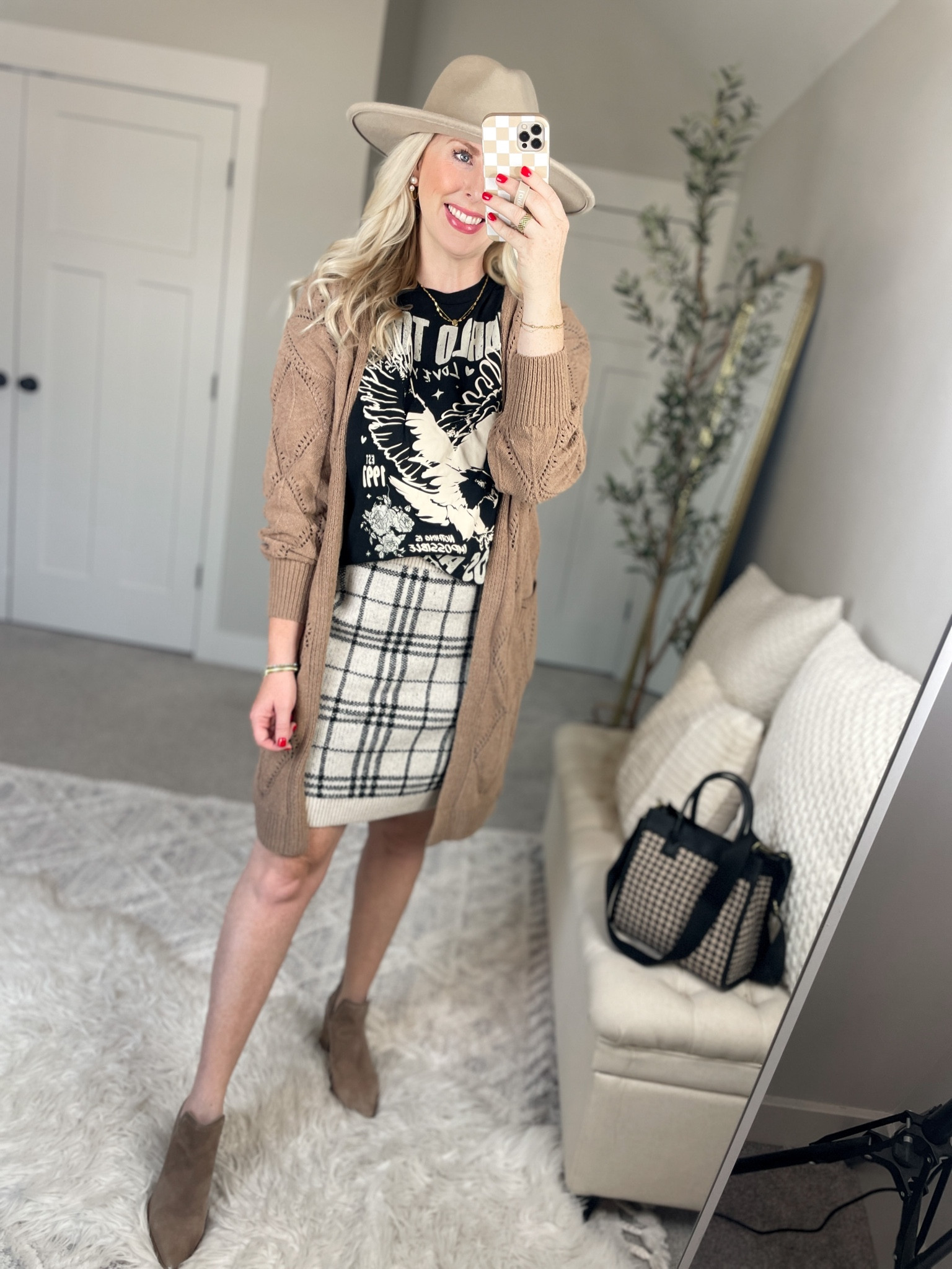 Daily try on, Walmart outfit, Walmart fashion, time and tru, plaid skirt, graphic tee

M in skirt set 

#LTKstyletip #LTKfindsunder50 #LTKSeasonal