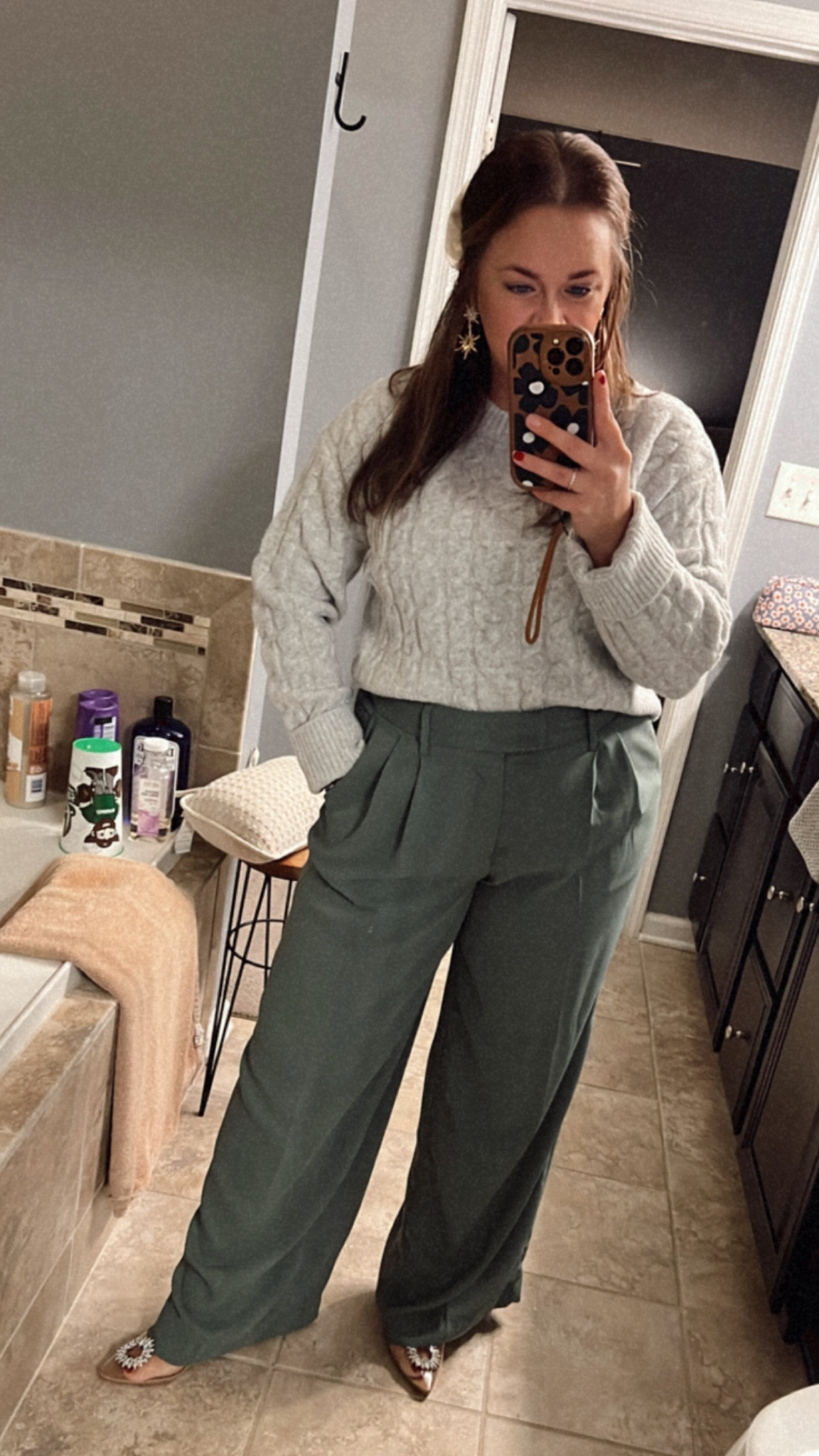 Affordable Work Options for the Office Girlies 

#LTKworkwear #LTKHoliday #LTKSeasonal