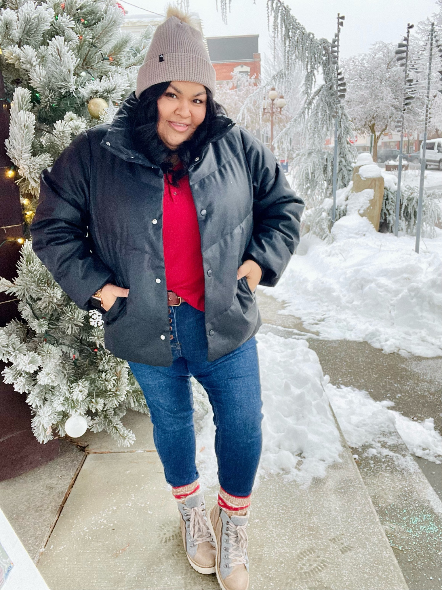 This Faux Leather Short Puffer Jacket @maurices that’s all… #maurices #discovermaurices 

#LTKHoliday #LTKSeasonal #LTKcurves