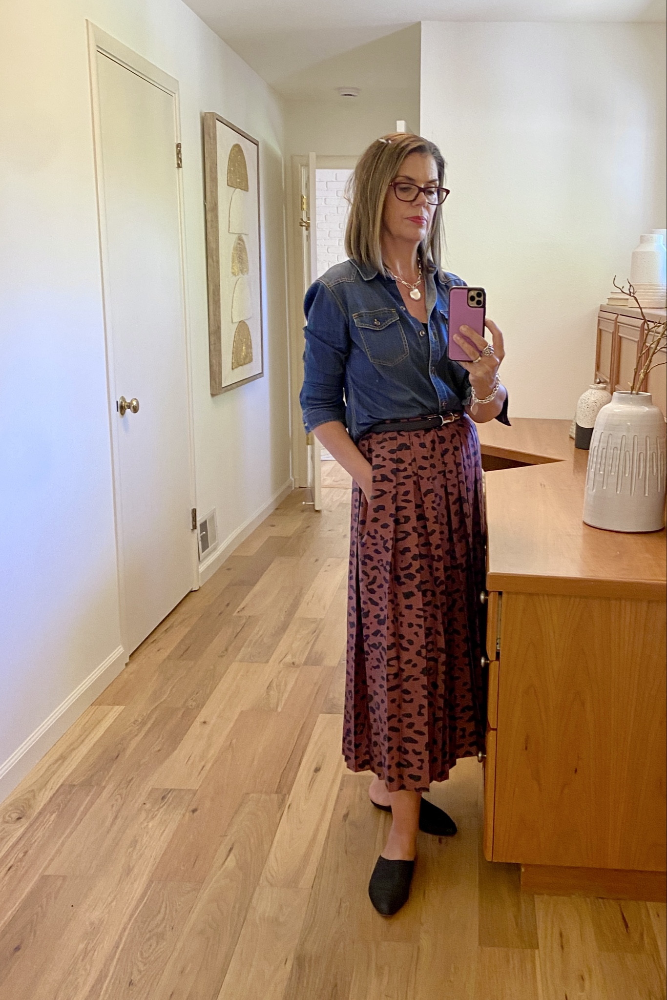 Denim for the office? Absolutely!

Belt | Longchamp
Silver Pendant Necklace | Julie Vos (both currently available) 
Skirt | Tibi
Denim Shirt | Cabi
Mules | Eileen Fisher

#LTKWorkwear #LTKOver40 #LTKootd