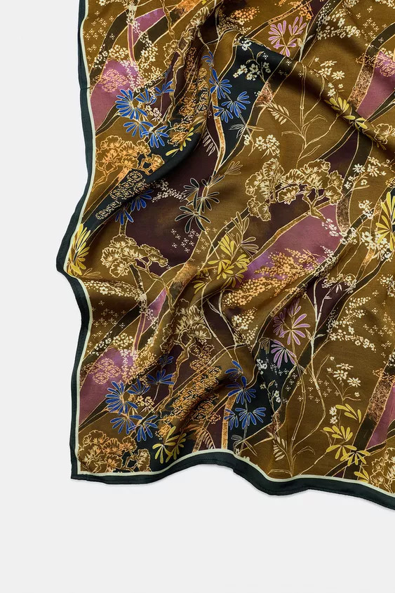 FLORAL PRINT VISCOSE SCARF | Zara US