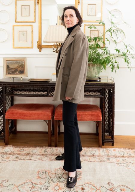 Shop my edit of styles to give your winter wardrobe a fresh lift. I started with this taupe peacoat from Saks. I love the unstructured silhouette. And a new ballet flat from Vince is so comfortable, I’ll be getting it in ivory too. 

@saks #sakspartner # saksfifthavenue

#LTKSeasonal #LTKMostLoved #LTKstyletip