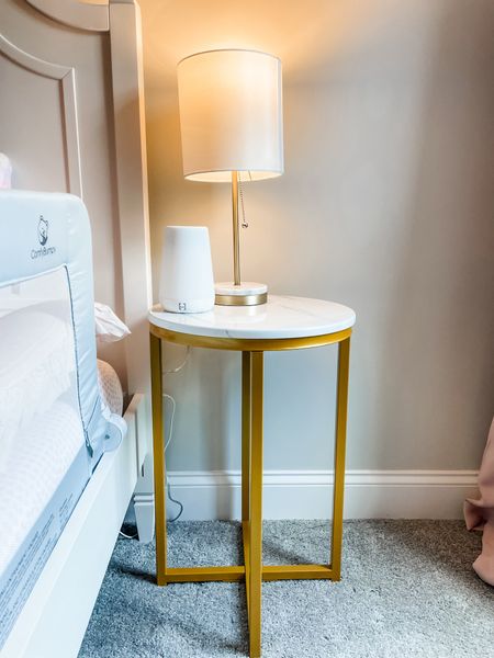 Shop night stand, lamp, and sound machine

Night stand is a light weight, faux marble table and on sale for $45!

 Click below to shop!


#LTKhome #LTKfindsunder50 #LTKkids