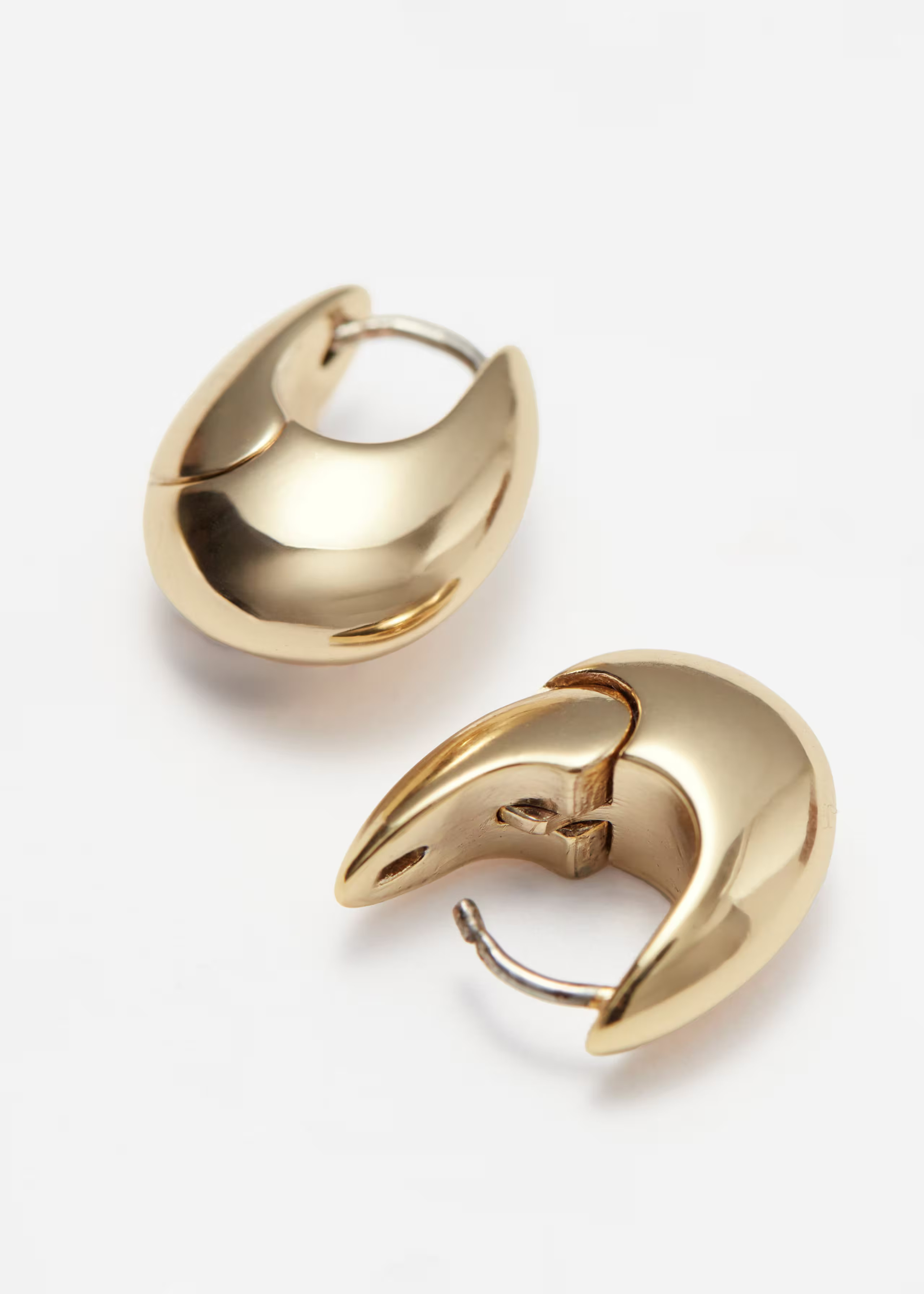 Oval Bell Hoops | & Other Stories UK