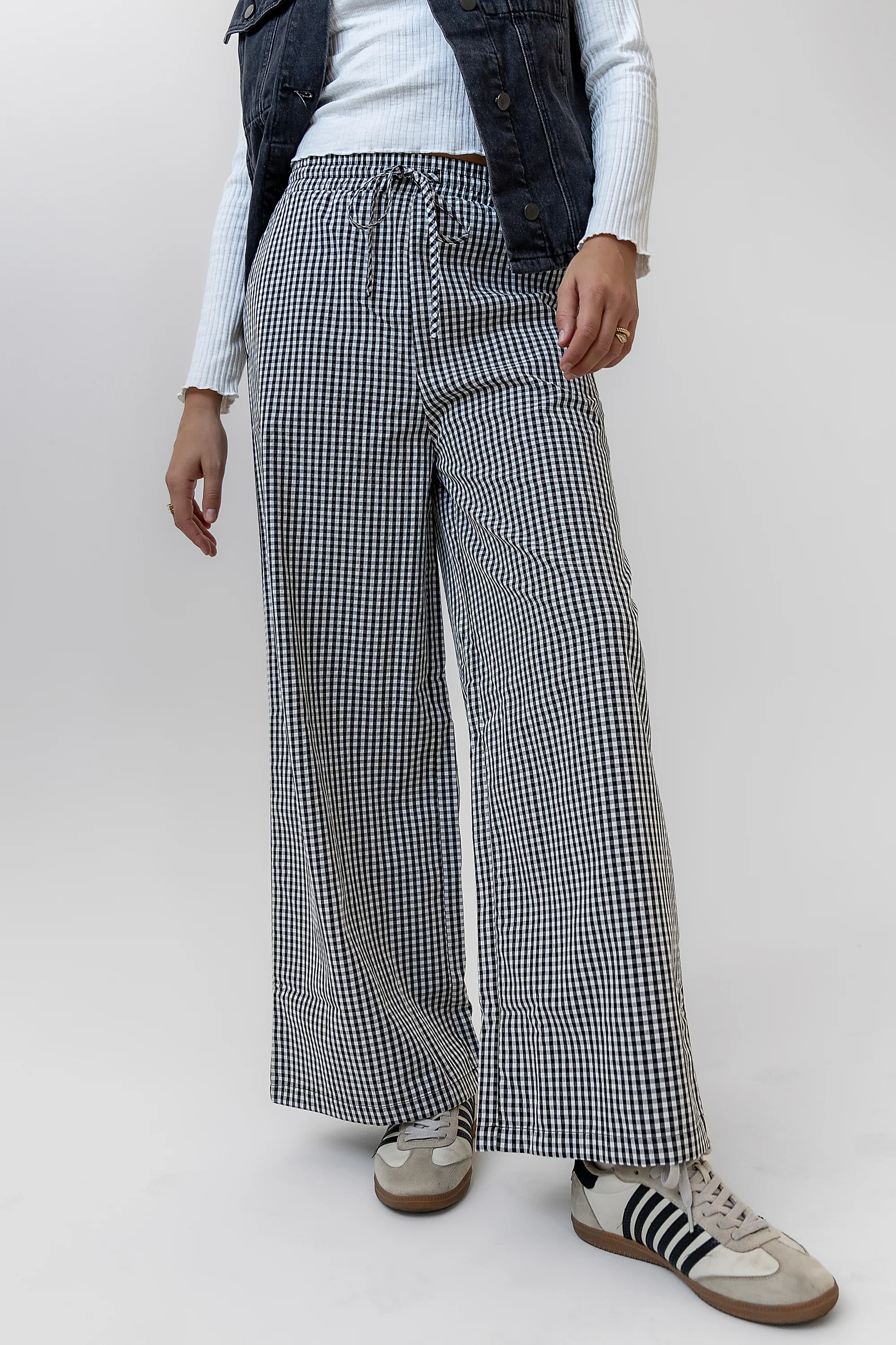 Ada Gingham Wide Leg Pants in Black | Böhme US