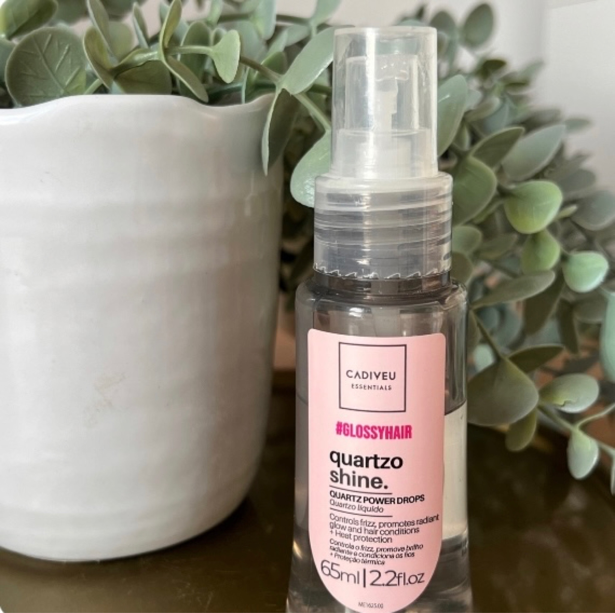 Natal chegando e eu sei que você já tem a wish list dos auto mimos 😍 Então inclui mais esse queridinho ai! 
Entre os finalizadores de cabelo que tenho usado, com certeza o serum da Cadiveu é o meu preferido! Além do brilho o perfume é maravilhoso! Coloquei a linha toda aqui porque se um só já é maravilhoso, imagina todos juntos! 

#NatalLTK #LTKGift

#LTKbeauty #LTKGiftGuide #LTKbrasil