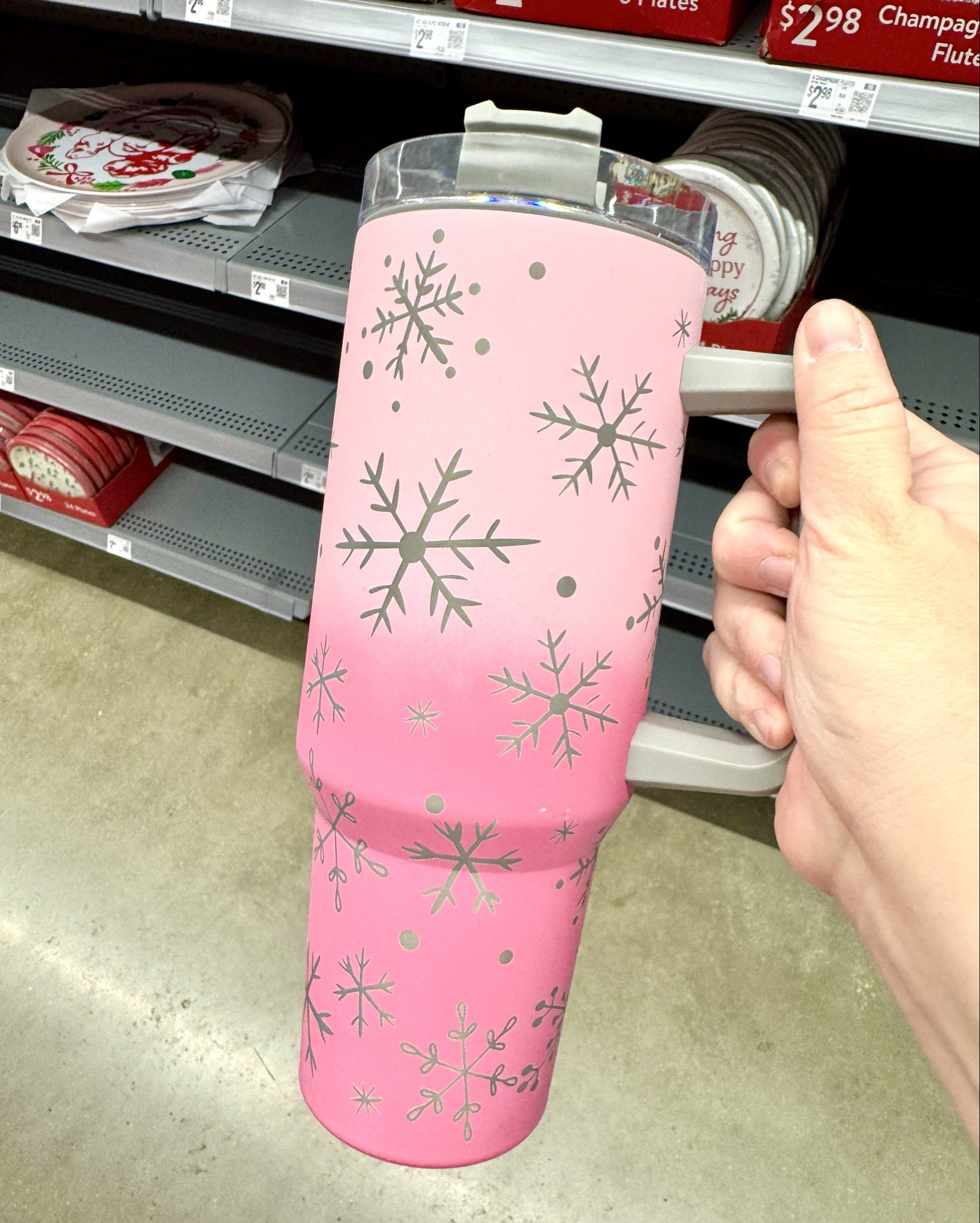 Holiday Time Tumblrs

#LTKSeasonal #LTKHoliday