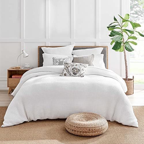 Amazon.com: Levtex home - Mills Waffle Bright White Duvet Cover Set - Twin Duvet Cover + Two Stan... | Amazon (US)