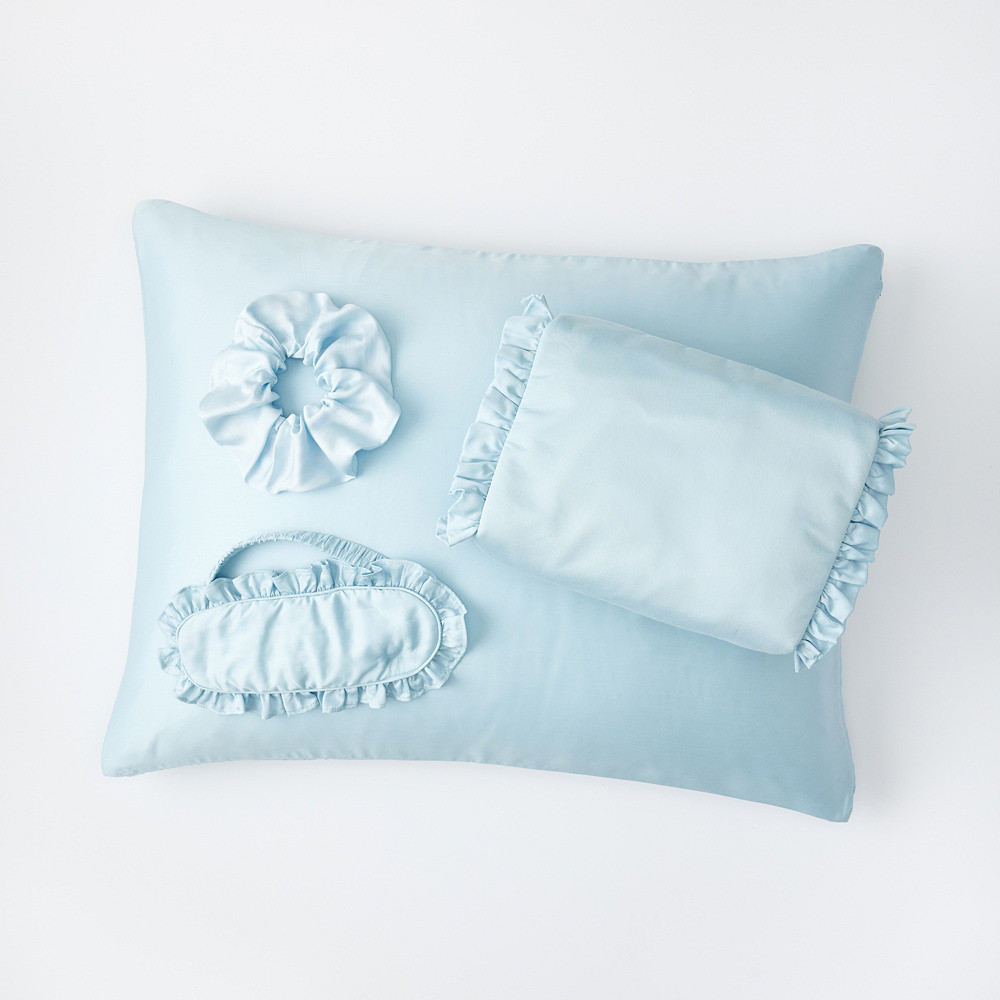 Ruffle Sateen Gift Set | Mark and Graham