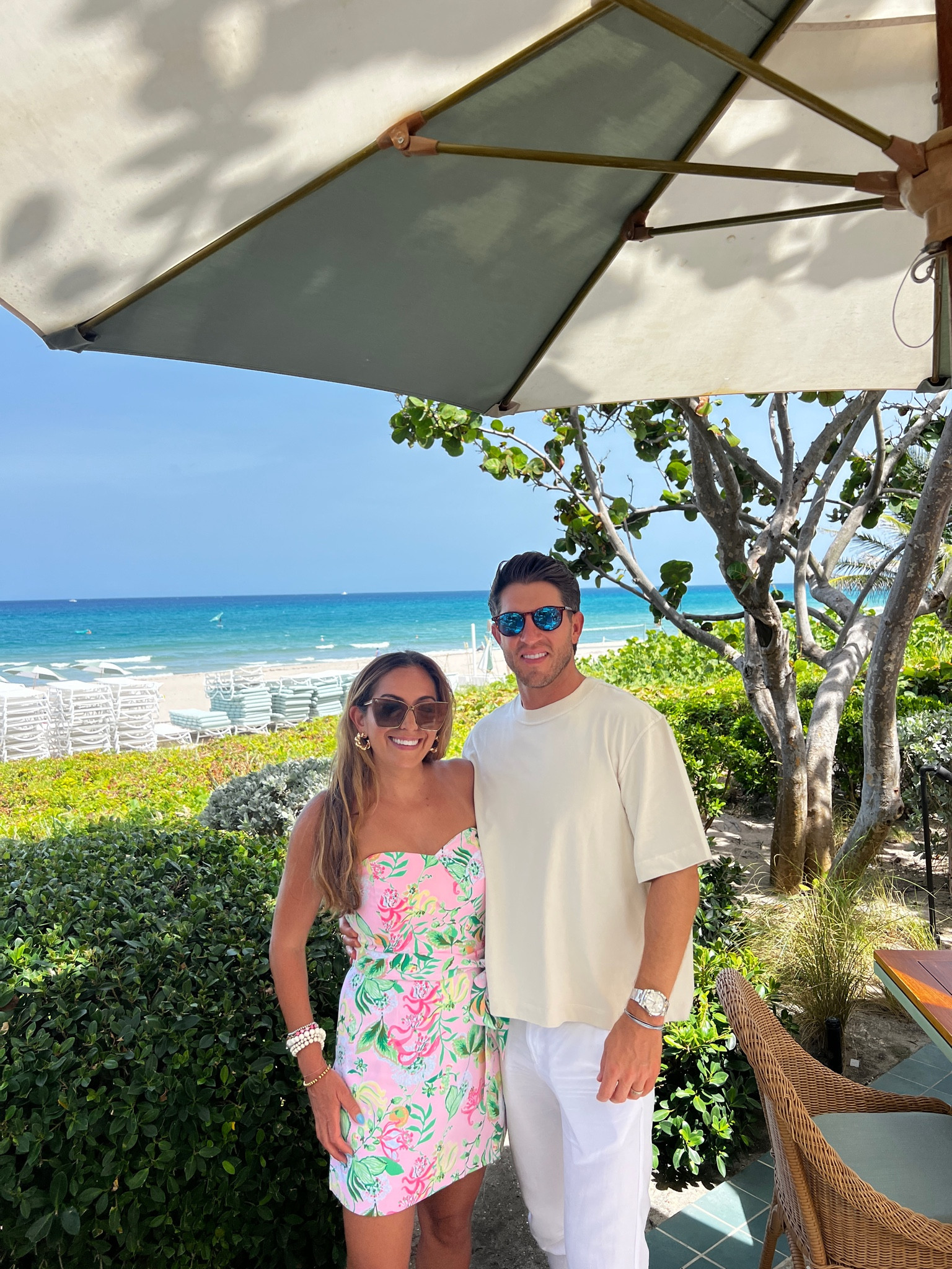 All smiles over here for the #lillysale! Absolutely love this Kylo strapless romper and print! It’s 35% off!!! 🤯

#LTKFallSale #LTKCon #LTKStyleTip