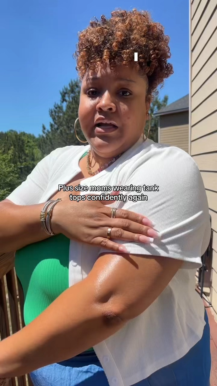 plus size fashion 🤏🏽🤏🏽🤏🏽 If you don’t like your arms but still want to be cute—this is the layer. Lightweight, breathable, and covers without feeling heavy. Easy throw-on that pulls everything together 👇🏽👇🏽

#LTKmomlife #LTKSeasonal #LTKPlusSize