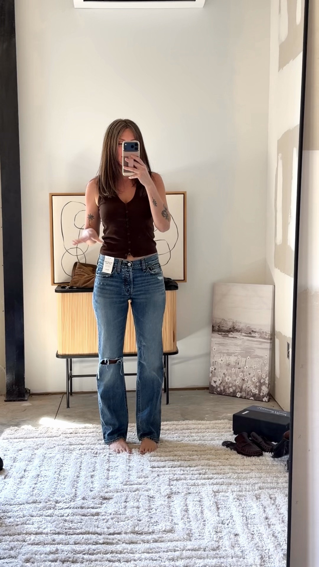 Wearing the size 27


Low rise jeans | slim jeans | fall jeans @Madewell

#LTKootd #LTKstorytime #LTKSeasonal