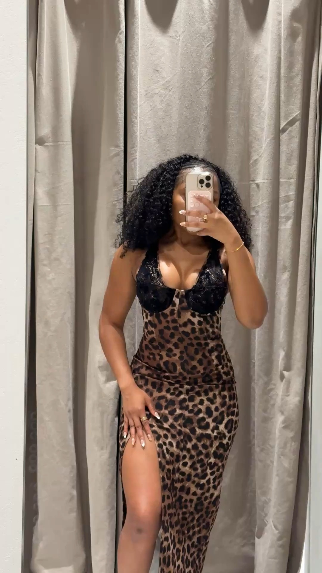 Yall I couldn’t leave without this animal / leopard print midi dress from Zara 😍. It literally hugged me in ALL the right places. How should we style her??

#LTKPetite #LTKStyleTip #LTKootd