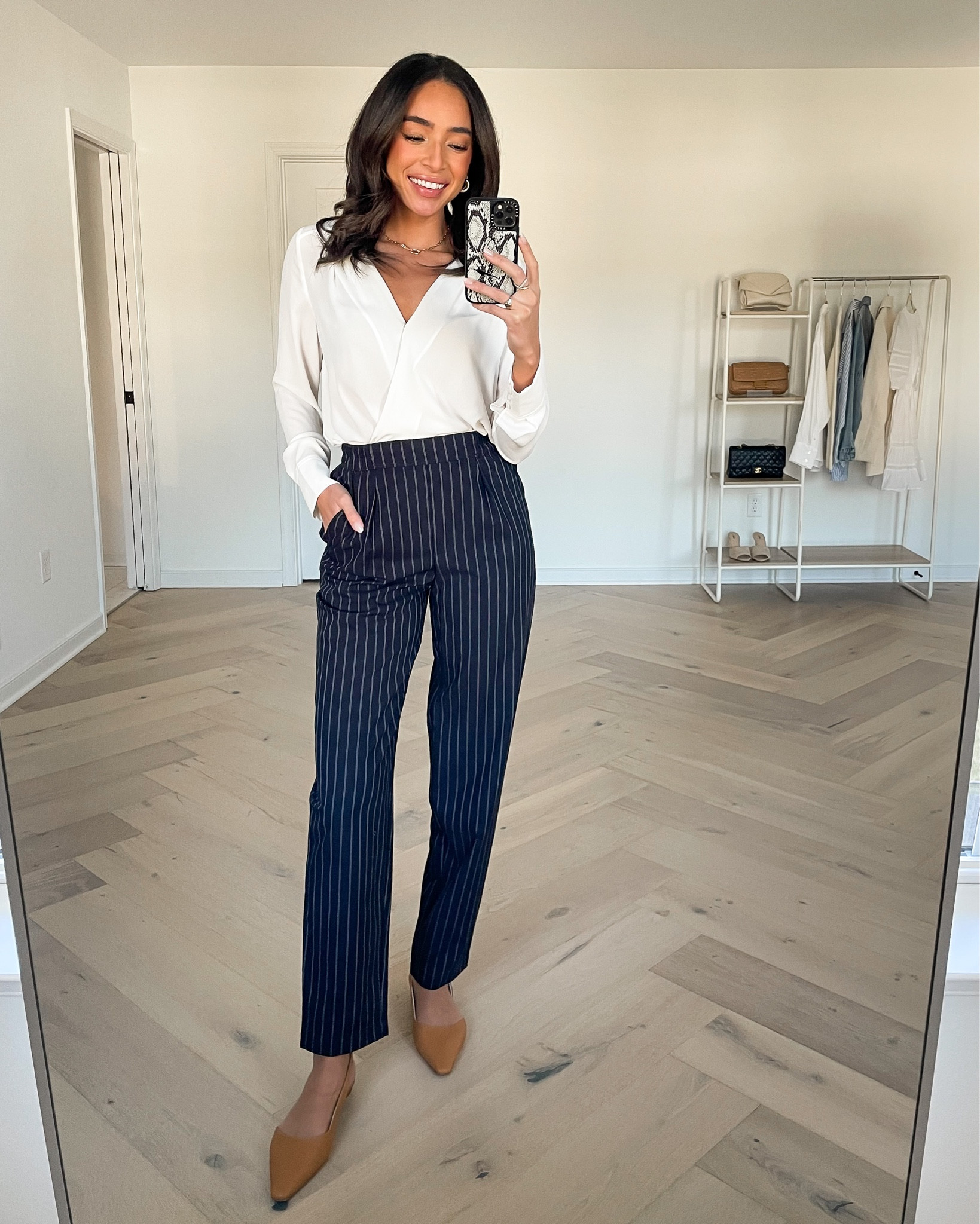 Spring workwear with flats all under $150! Sizing below:

Wrap top: XS (TTS)
Navy pinstripe pants: XS (runs slightly large)



spring workwear
Work outfit
Business casual 
Smart casual
Casual work outfit
Office outfit


#LTKunder100 #LTKstyletip #LTKworkwear