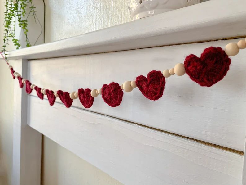 Valentine’s day banner, crochet heart banner, valentine crocheted heart, crochet heart and bead... | Etsy (US)