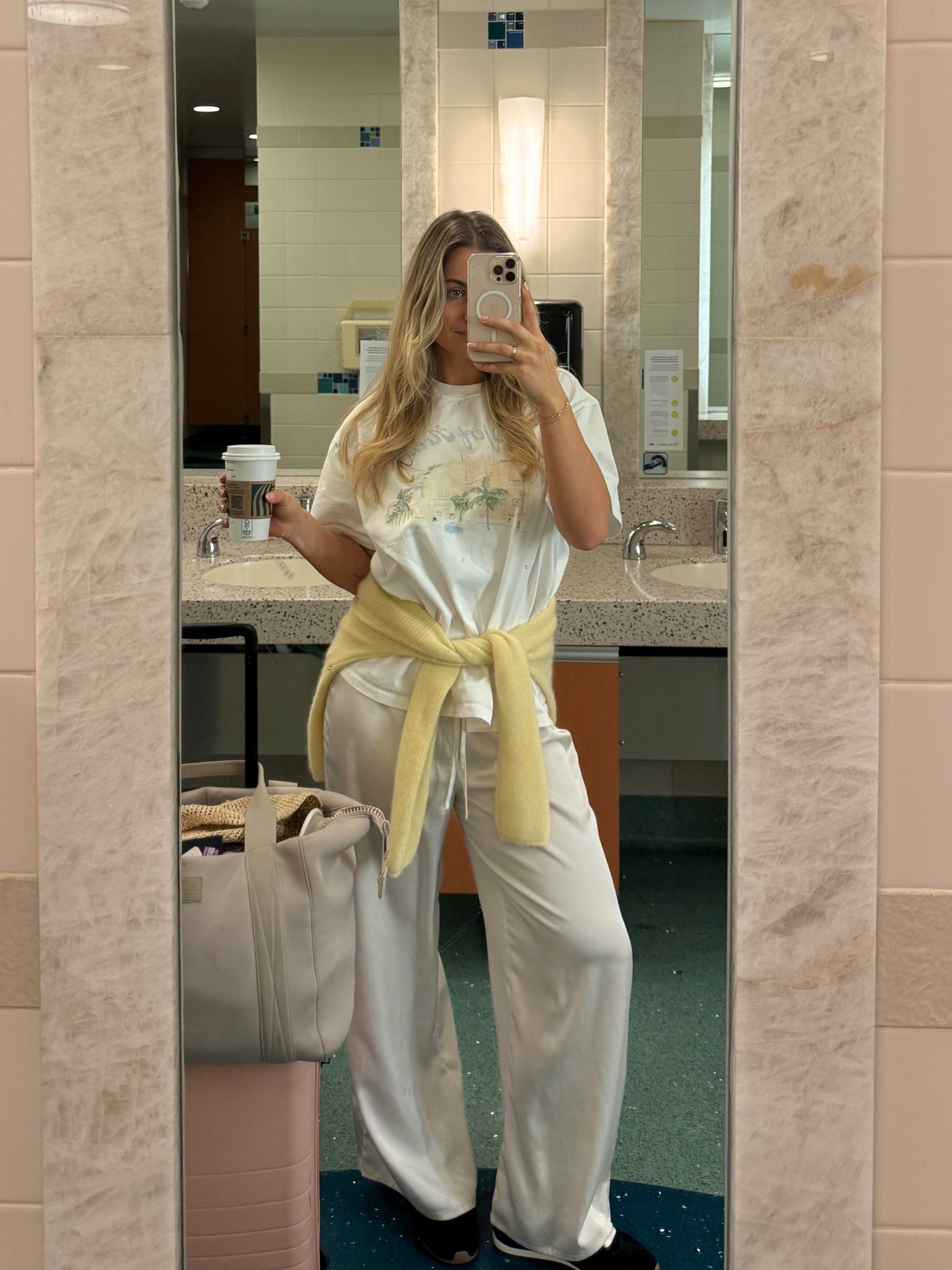 Travel day outfit 

#LTKdayinmylife #LTKTravel