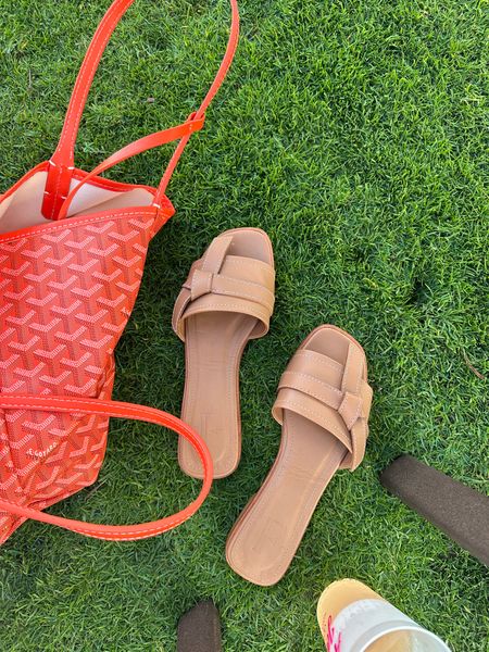 Brown sandals from Tuckernuck! Absolutely LOVE them, true to size too 🧡 #sandals #Tuckernuck

#LTKSeasonal #LTKshoecrush