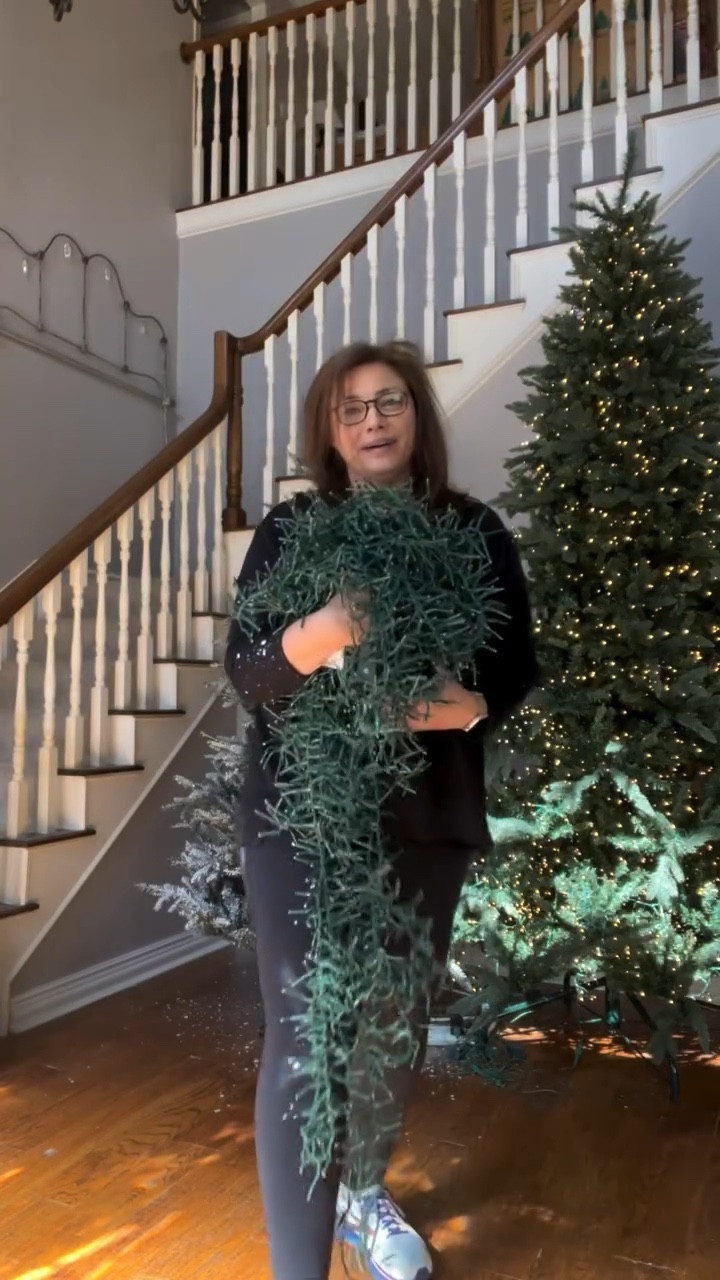 Comment “Cluster” for links to these lights.  This isn’t just 2 cluster lights… it’s **3,000 warm white LED lights**! ✨ Each 50 ft strand has 1,500 lights, and yes, that’s a LOT of sparkle for your tree, mantel, or garland. 🌟

#ChristmasLights #Christmas #cluster #Clusterlights #twinkle #twinklelights #LEDChristmasLights #HolidayDecor #Decor #lights #ChristmasDecorating #WarmWhiteLights