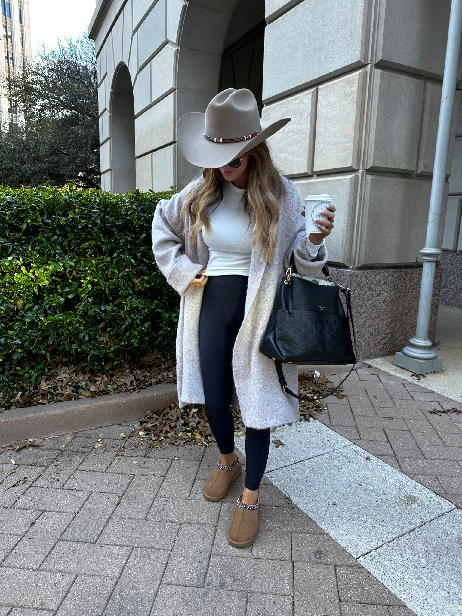 Weekend Winter Casual 

#LTKdayinmylife #LTKFindsUnder50 #LTKmomlife