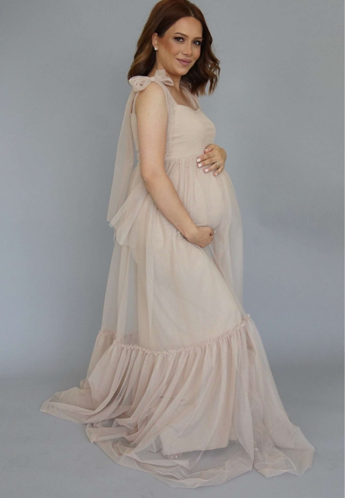 The most gorgeous, flowy, feminine maternity shoot dresses! 

#LTKBaby #LTKBump