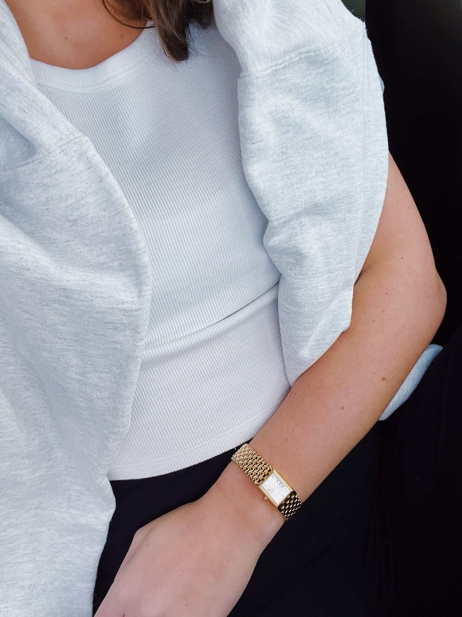 Everyone needs a basic tee🤸‍♀️