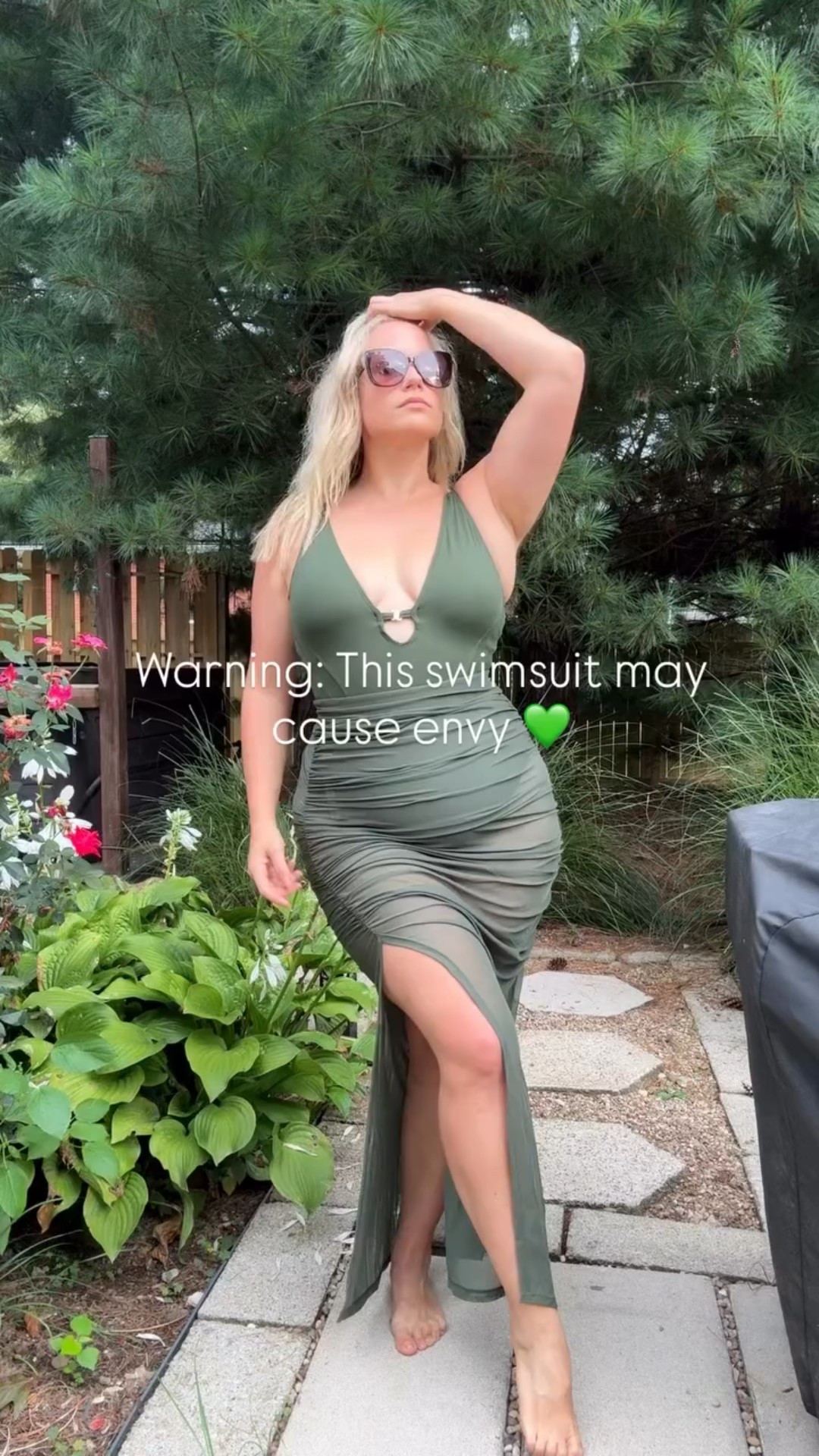 Make them green with envy 💚 This contour swimsuit from @ta3 + mesh skirt cover-up is the look of the season.
✨ Linked my discount in bio — or just comment ‘swim’ and I’ll send it straight to you! 🏖️

#SwimwearStyle #SwimsuitSeason #GreenWithEnvy #PoolsideVibes #SummerOOTD #VacationStyle #SnatchedLook #BodyContour #Ta3Swim #BeachGoddess #ChicSwimwear #SummerFit