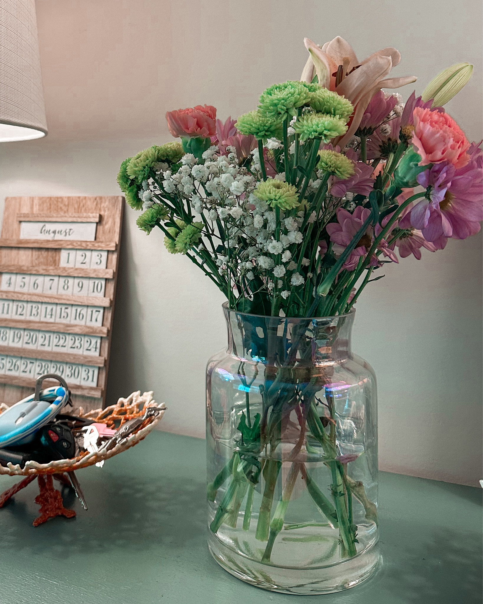 Love this iridescent vase from Walmart | less than $15.00

#LTKSaleAlert #LTKParties #LTKHome