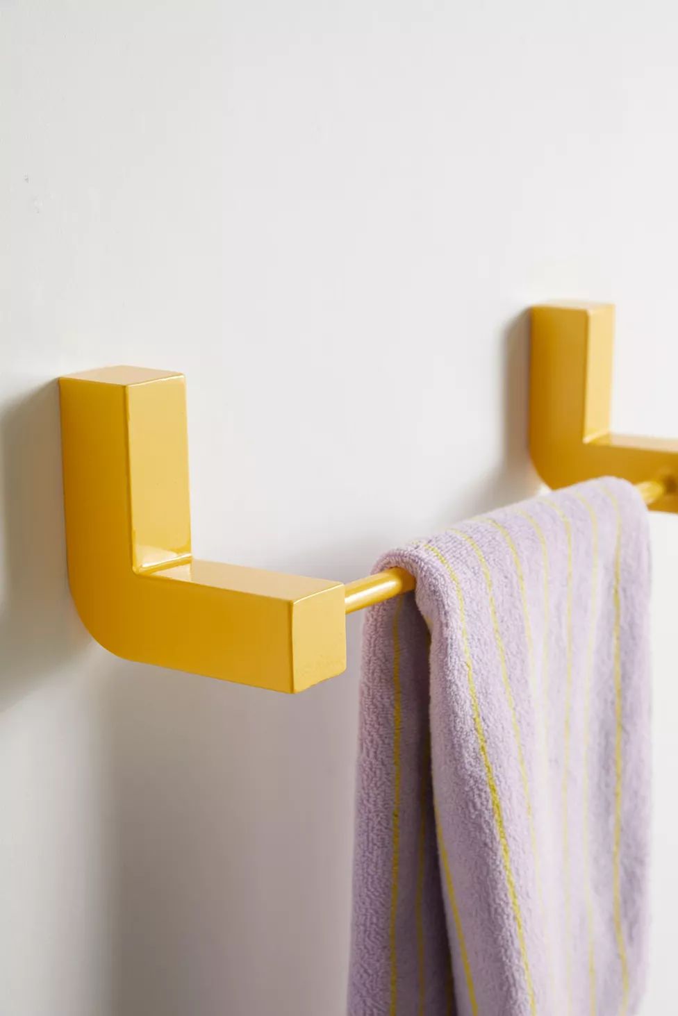 Lizzy Towel Rod | Urban Outfitters (US and RoW)