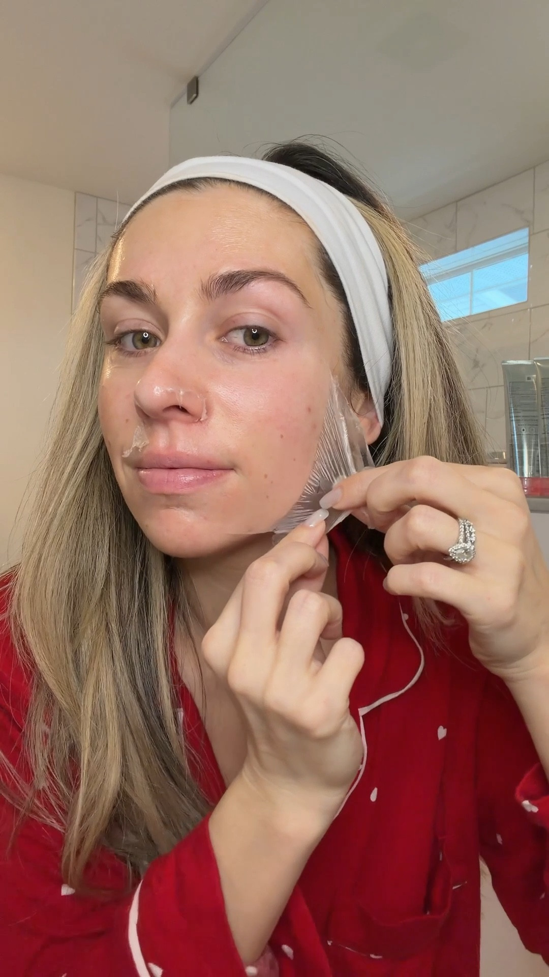 Used the overnight version of my favorite collagen mask! Leaves skin glowing & hydrated like you just got a facial. Only $20 & prime!

Collagen mask 
Overnight mask 
Hydrating mask
Glowy mask 
Glowy skin 
Medicube 
Medicube mask 

#LTKmorningroutine #LTKBeauty #LTKselfcare