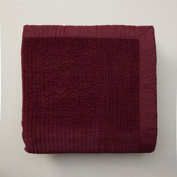 VELVET QUILT, QUEEN/FULL MERLOT | Indigo (CA)