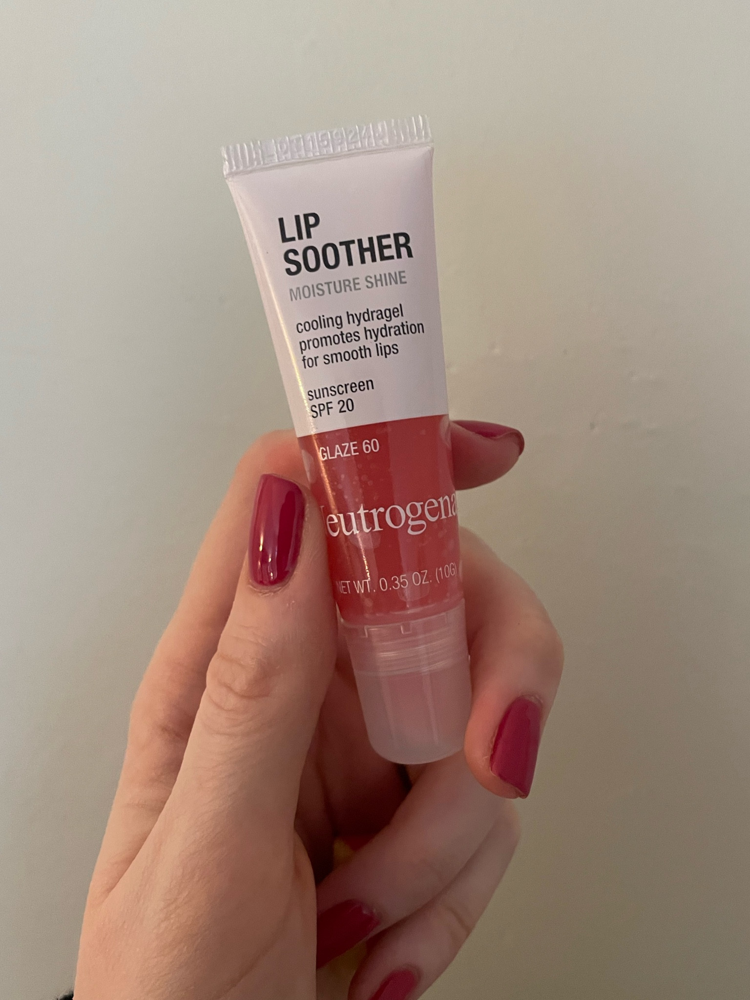 This is one of my very favorite lip balms! It has spf 20 and is so glossy and cooling.

*they recently changed the packaging! 

#LTKFindsUnder50 #LTKBeauty