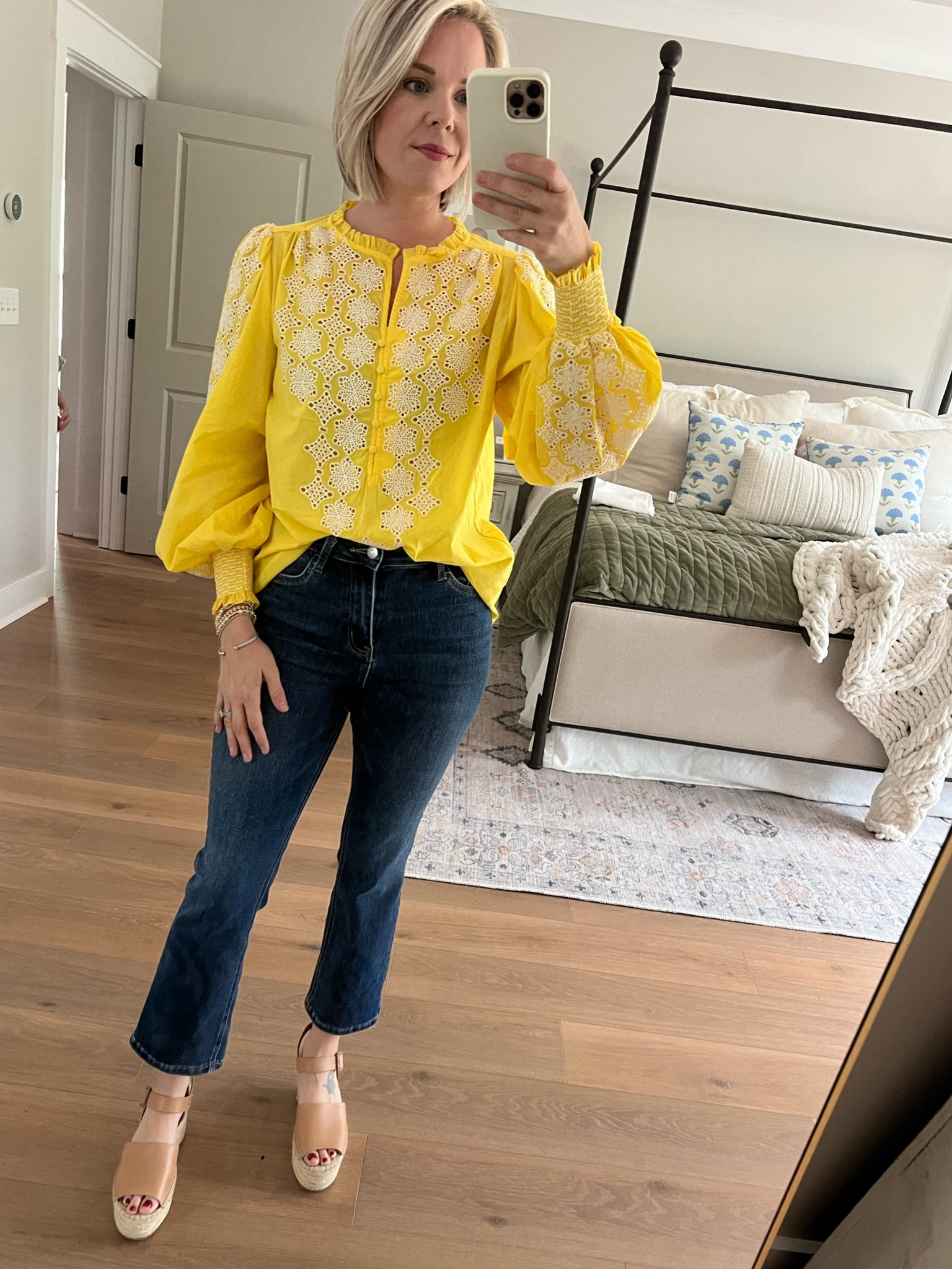 This blouse is everything! I’m wearing a small. 

#LTKstyletip #LTKworkwear #LTKfindsunder100