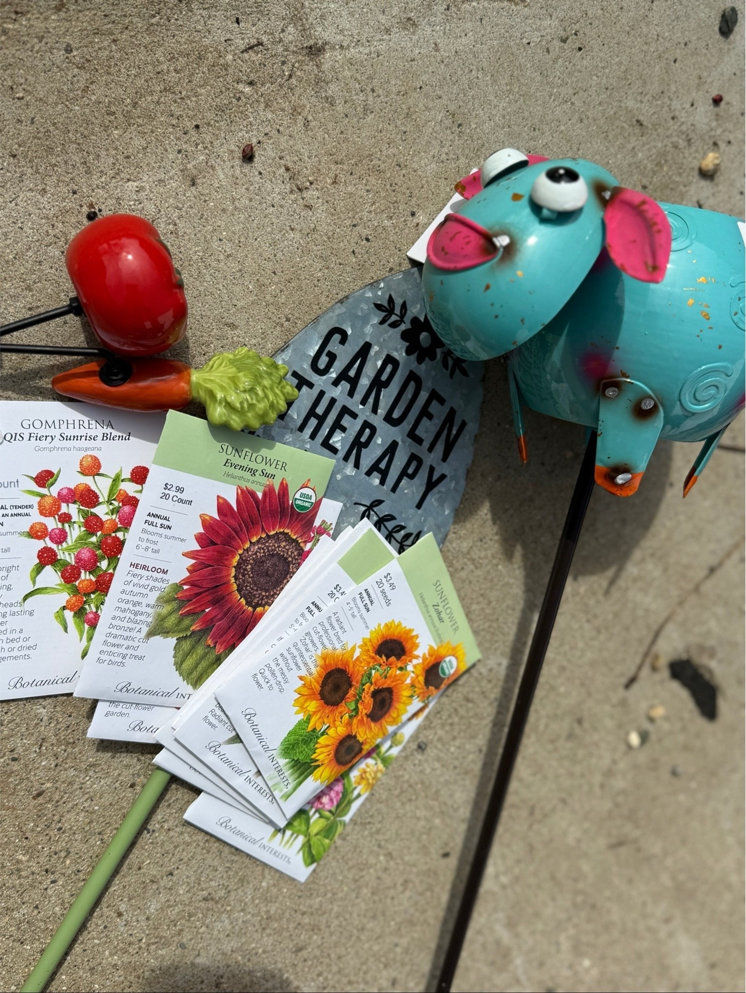 New garden items🪴🪏⛲️👩🏼‍🌾🌸